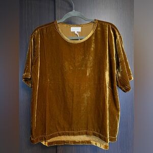 MELLODAY velvet t-shirt, Medium, ochre, NWT